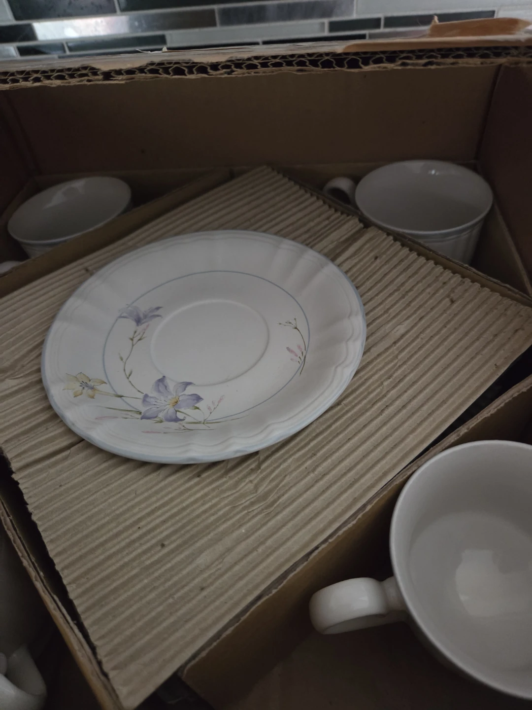 Mikasa Country Classics Cynthia 20-Piece Dinnerware Set - photo 5