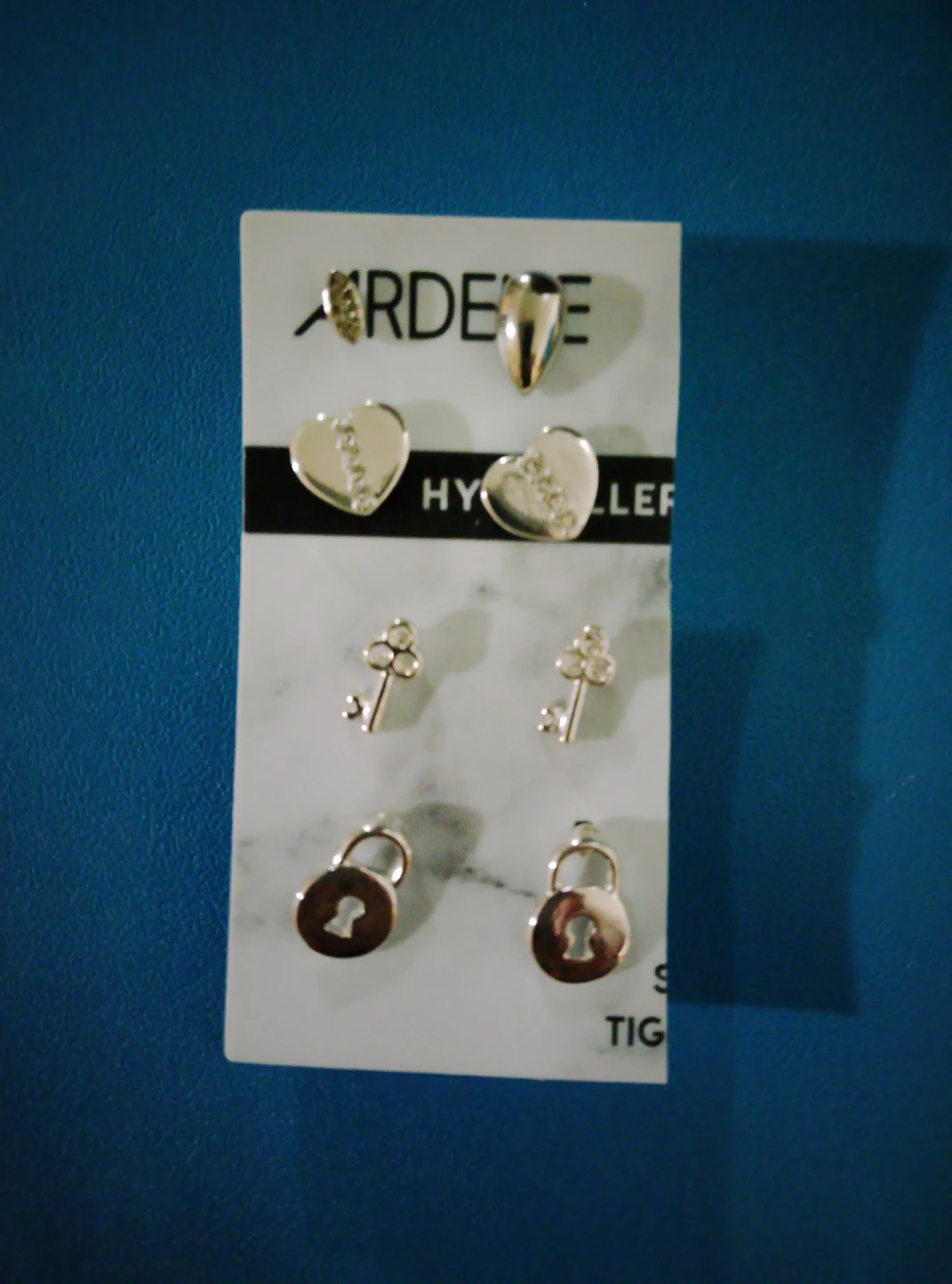 Ardene Earring Set - Hearts, Keys, and Locks 🌱
