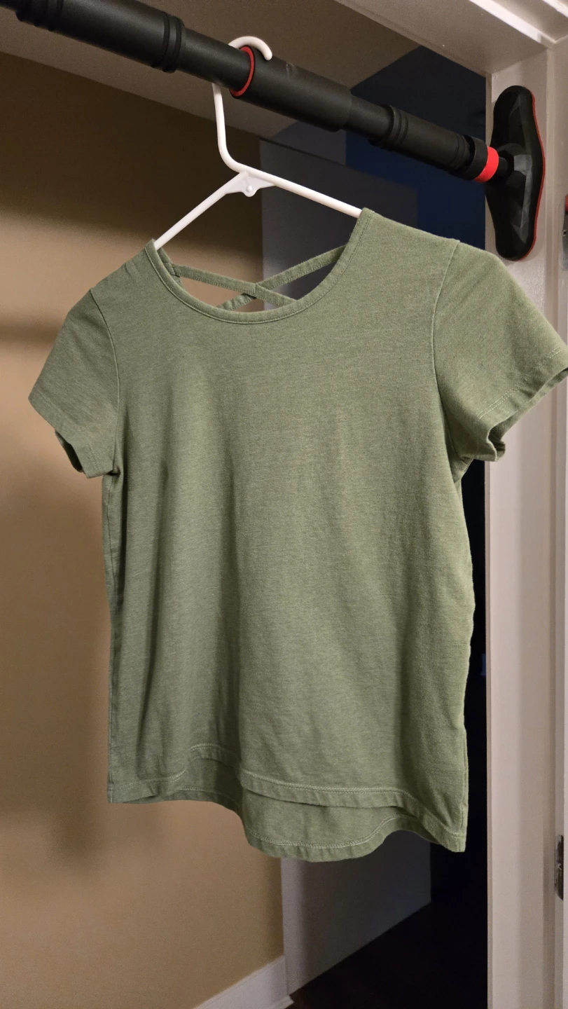 Old Navy Green T-Shirt Girls XL (14-16)