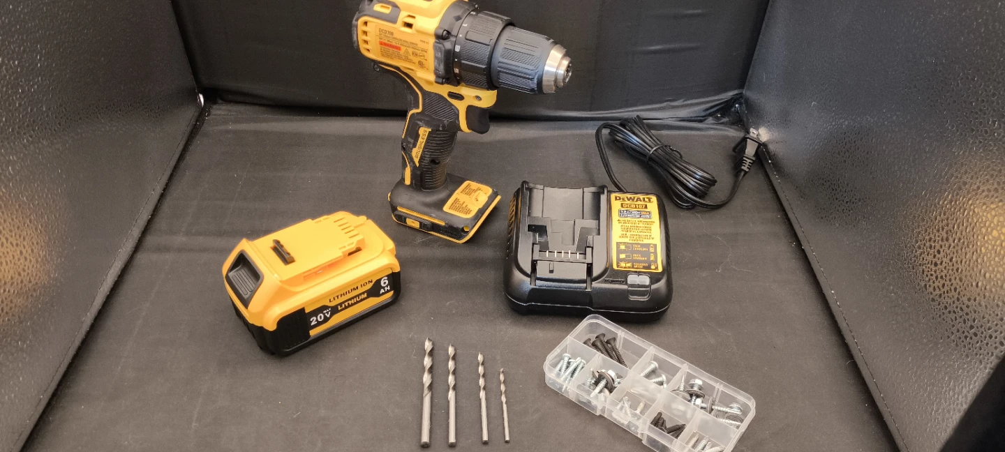 DeWALT DCD708 Drill Driver Kit | 20V 6Ah Battery Charger + Bits