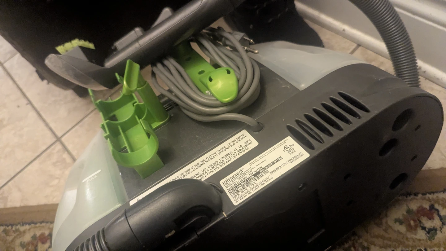 Bissell Little Green Portable Carpet Cleaner - photo 4