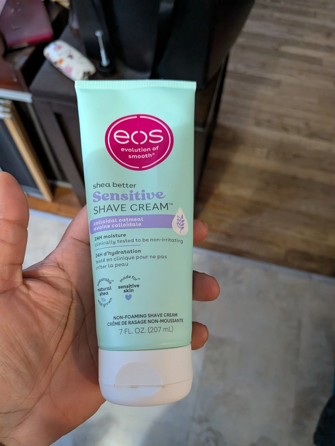 EOS Sensitive Shave Cream - Shea Better, Colloidal Oatmeal