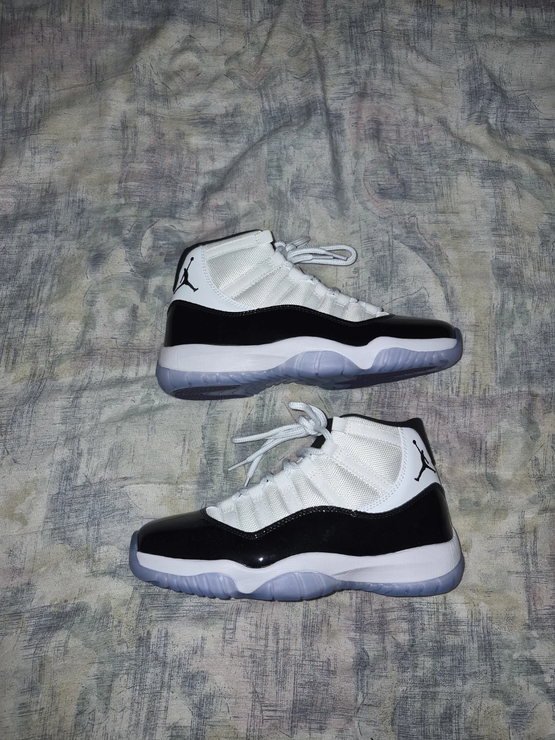 Air Jordan 11 Retro Low