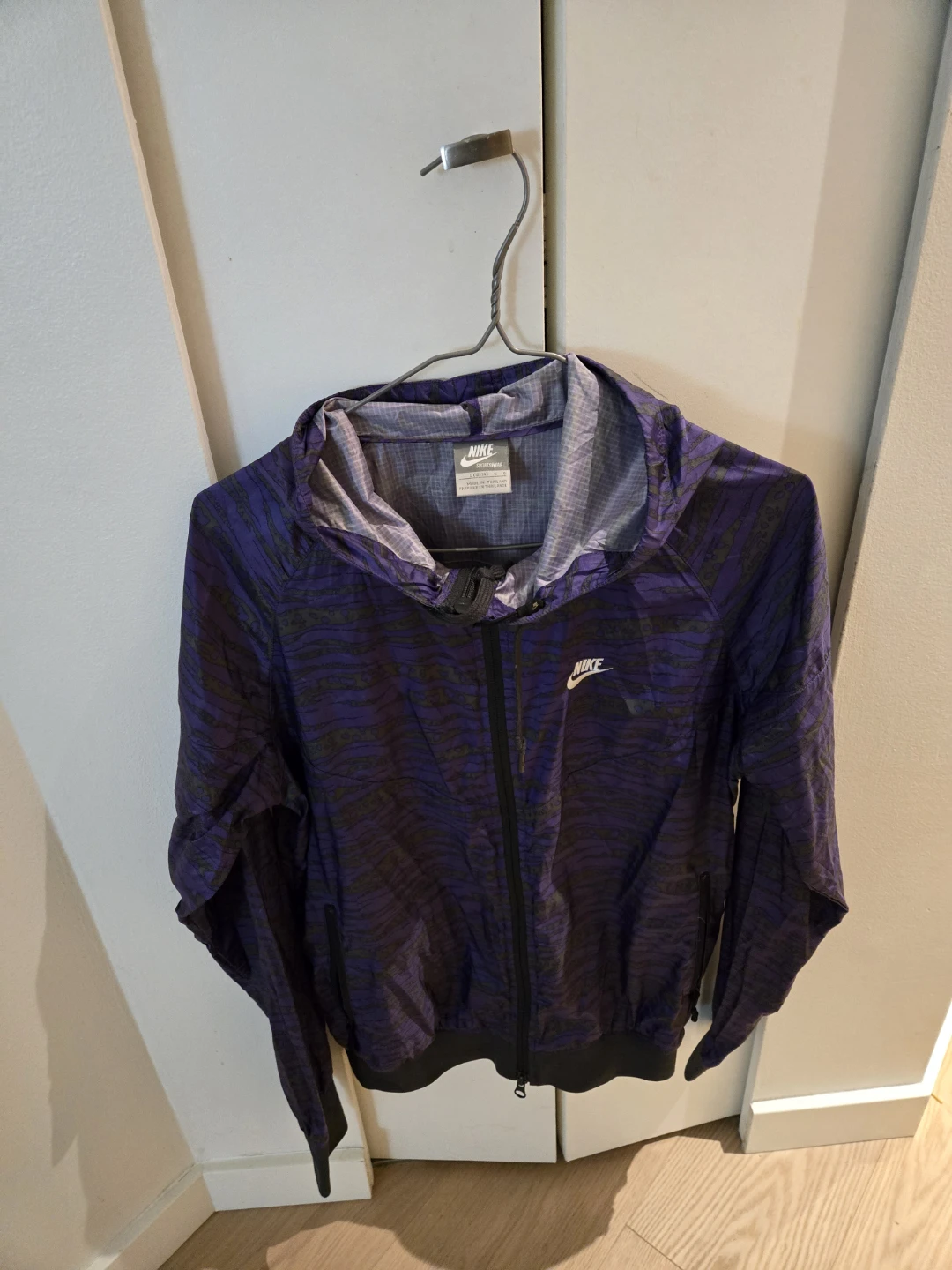 Women's sports Jackets - Various Brands & Sizes