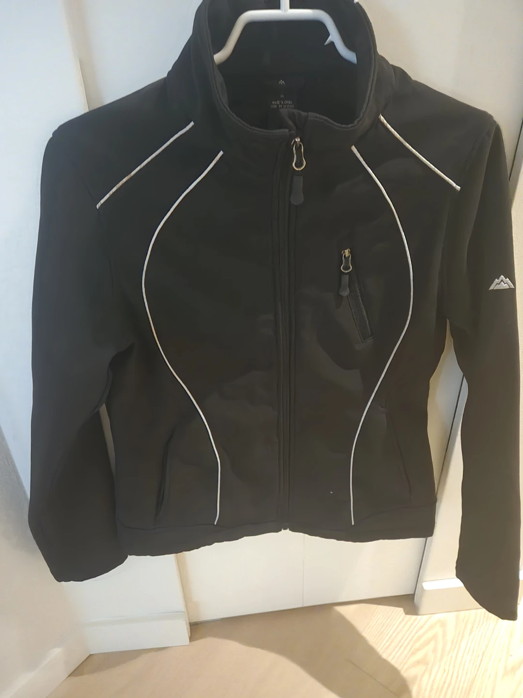 Women's sports Jackets - Various Brands & Sizes - photo 2