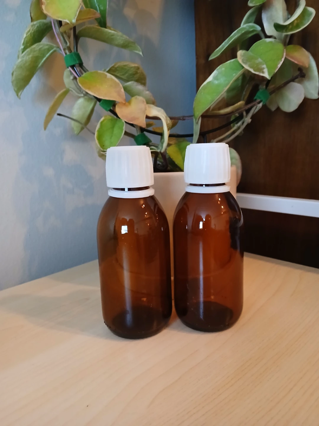 Amber Glass Bottles with White Caps (Set of 2)