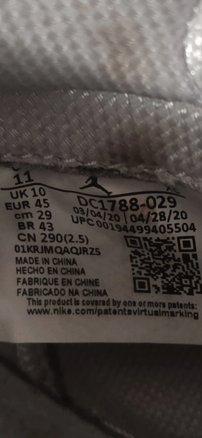 Air Jordan 1 Retro High OG Silver Toe - photo 5
