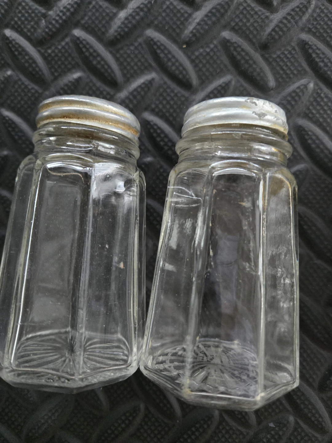 Salt Pepper Retro Vintage 3 sets - photo 4