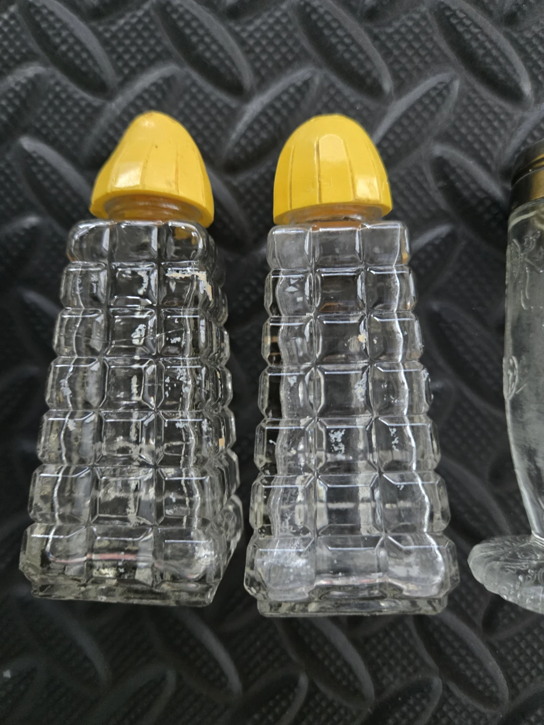 Salt Pepper Retro Vintage 3 sets - photo 5