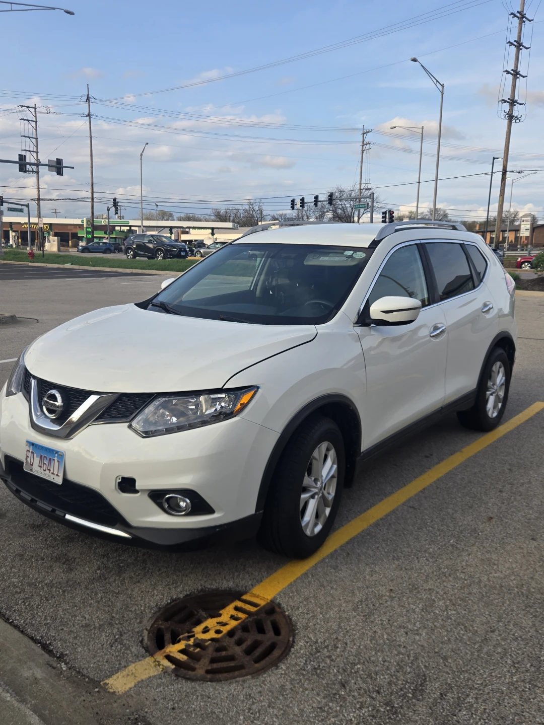 White Nissan Rogue SV - photo 5