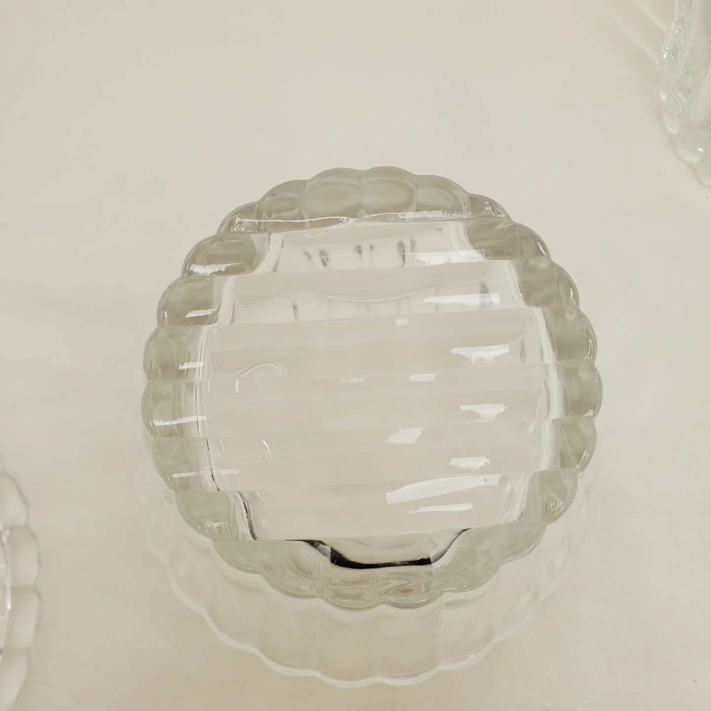 Set of 2 Clear Glass Candy Dishes with Lids - photo 4