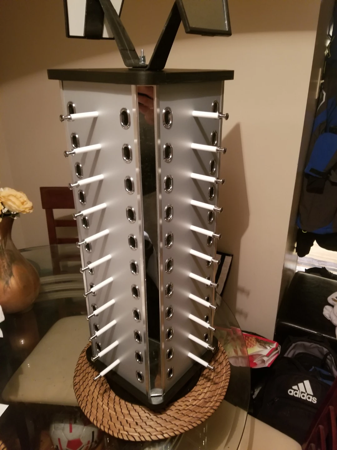 Rotating Glasses Display Rack - photo 2