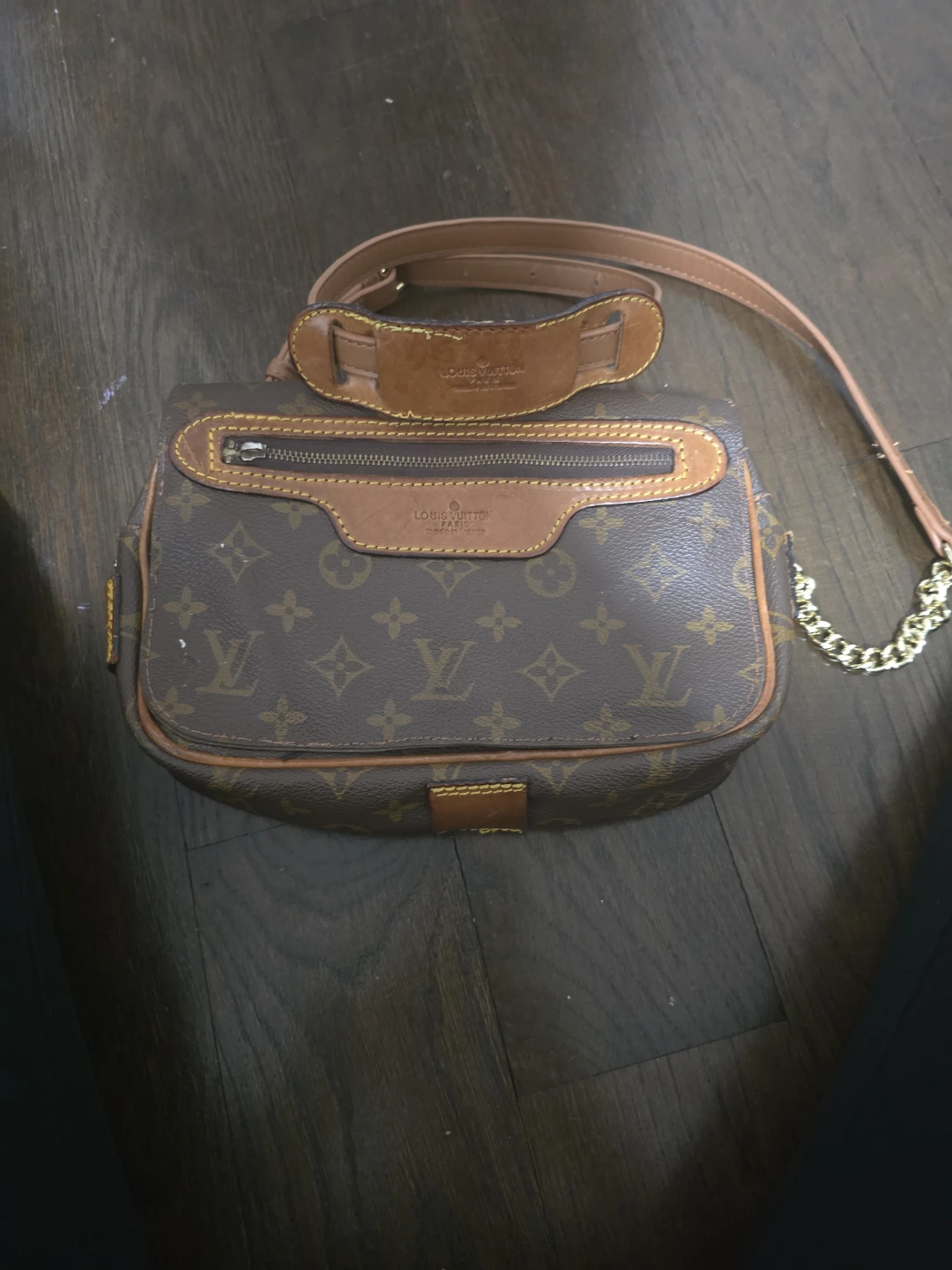 Louis Vuitton Monogram Canvas Crossbody Bag