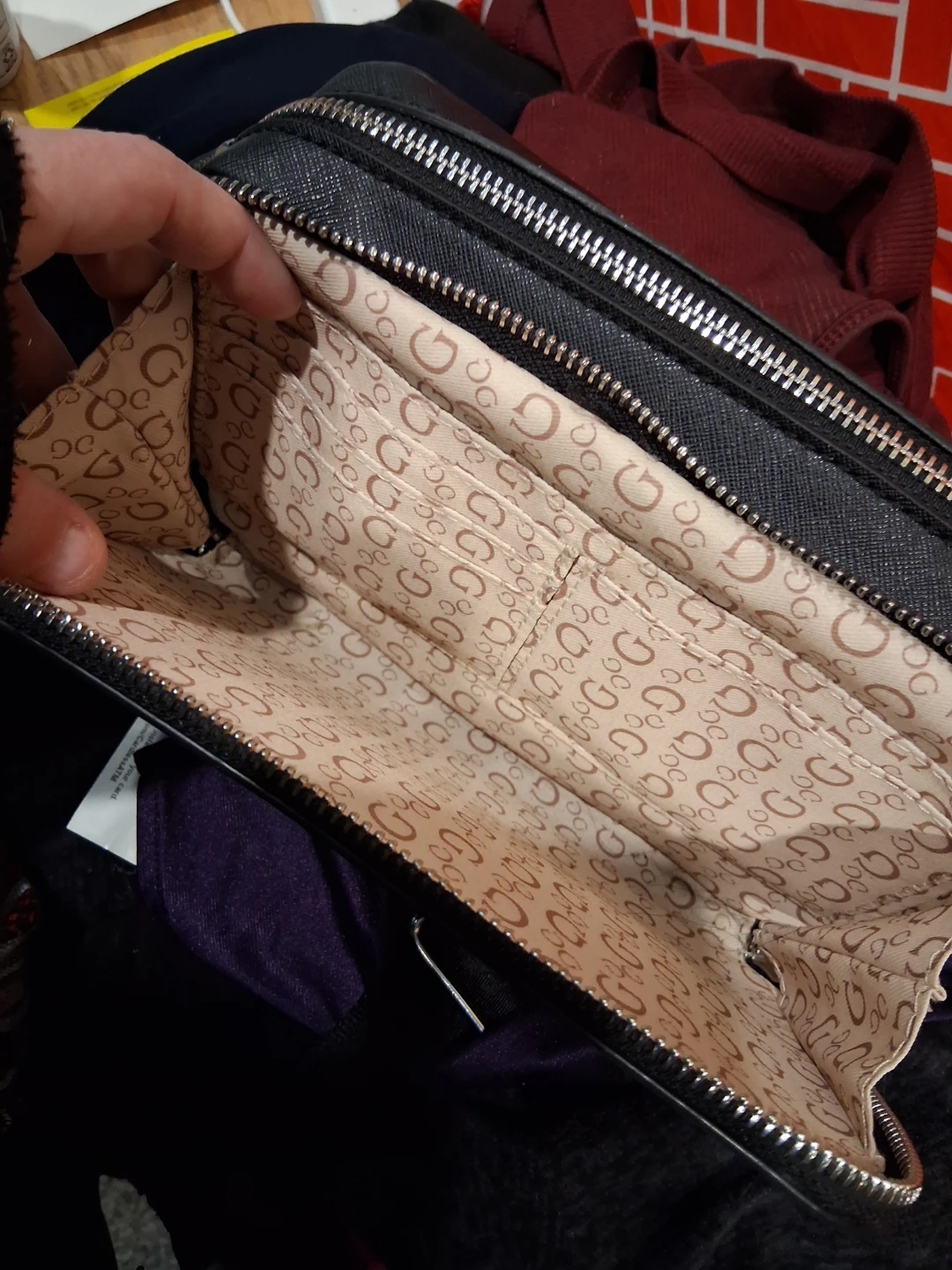 Black Guess crossbody bag - photo 2