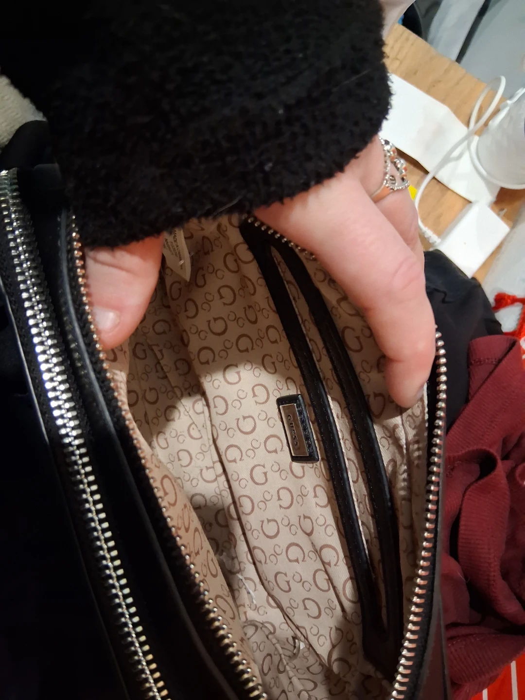 Black Guess crossbody bag - photo 3
