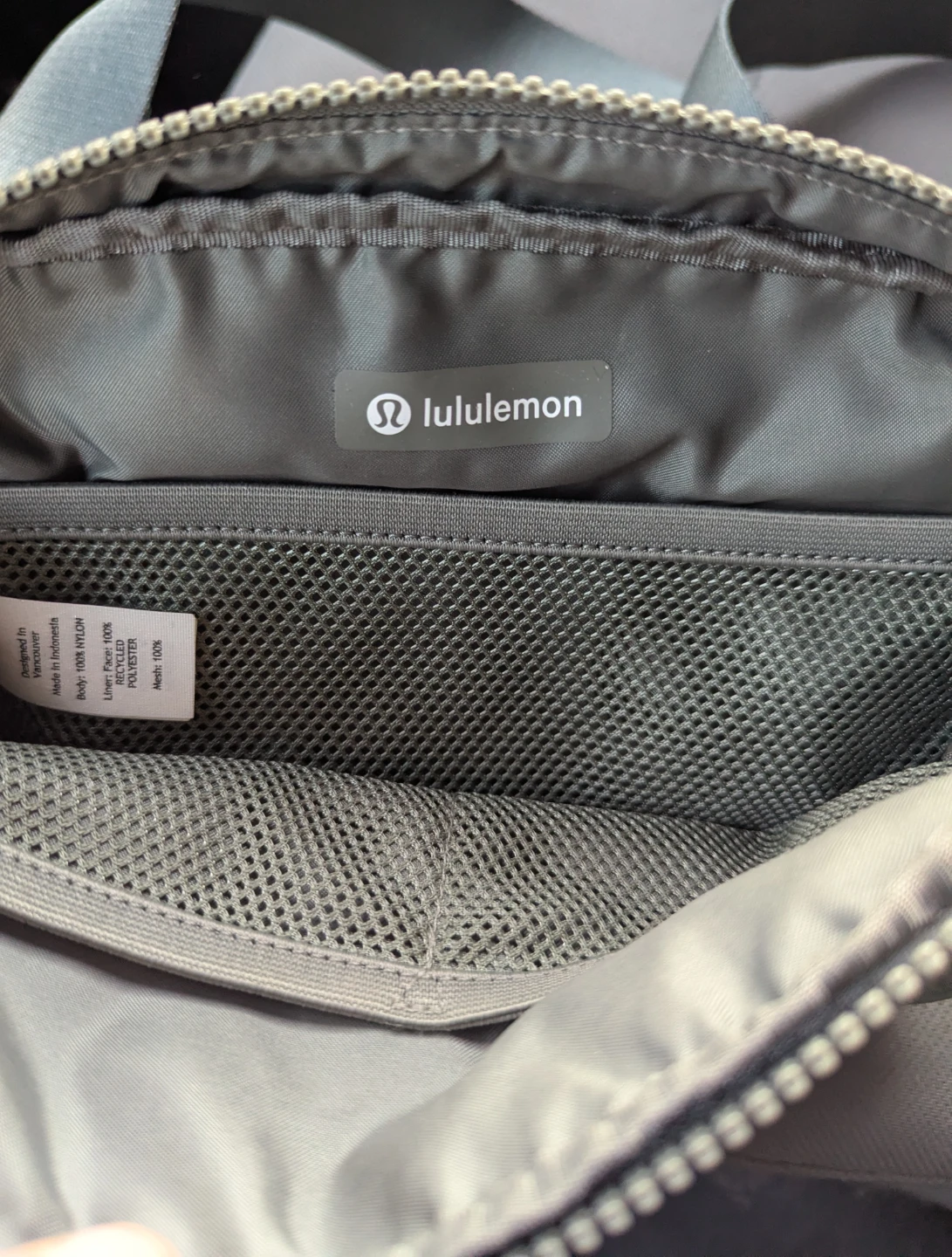 Lululemon Everywhere Belt Bag - Olive Green - photo 2
