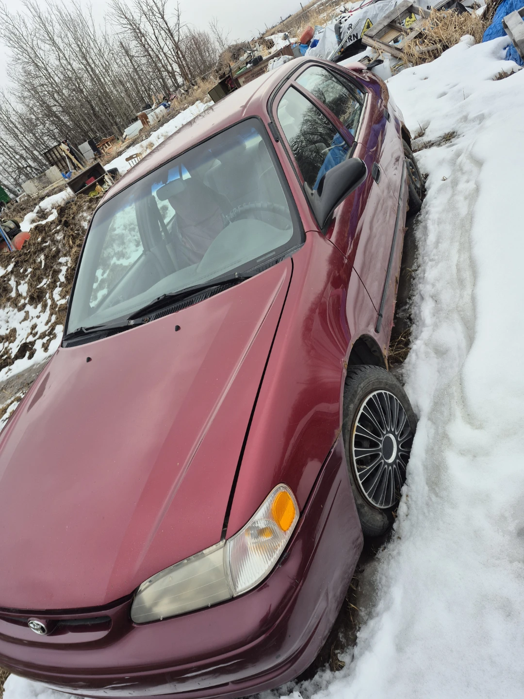 1999 Toyota Corolla sedan - photo 2