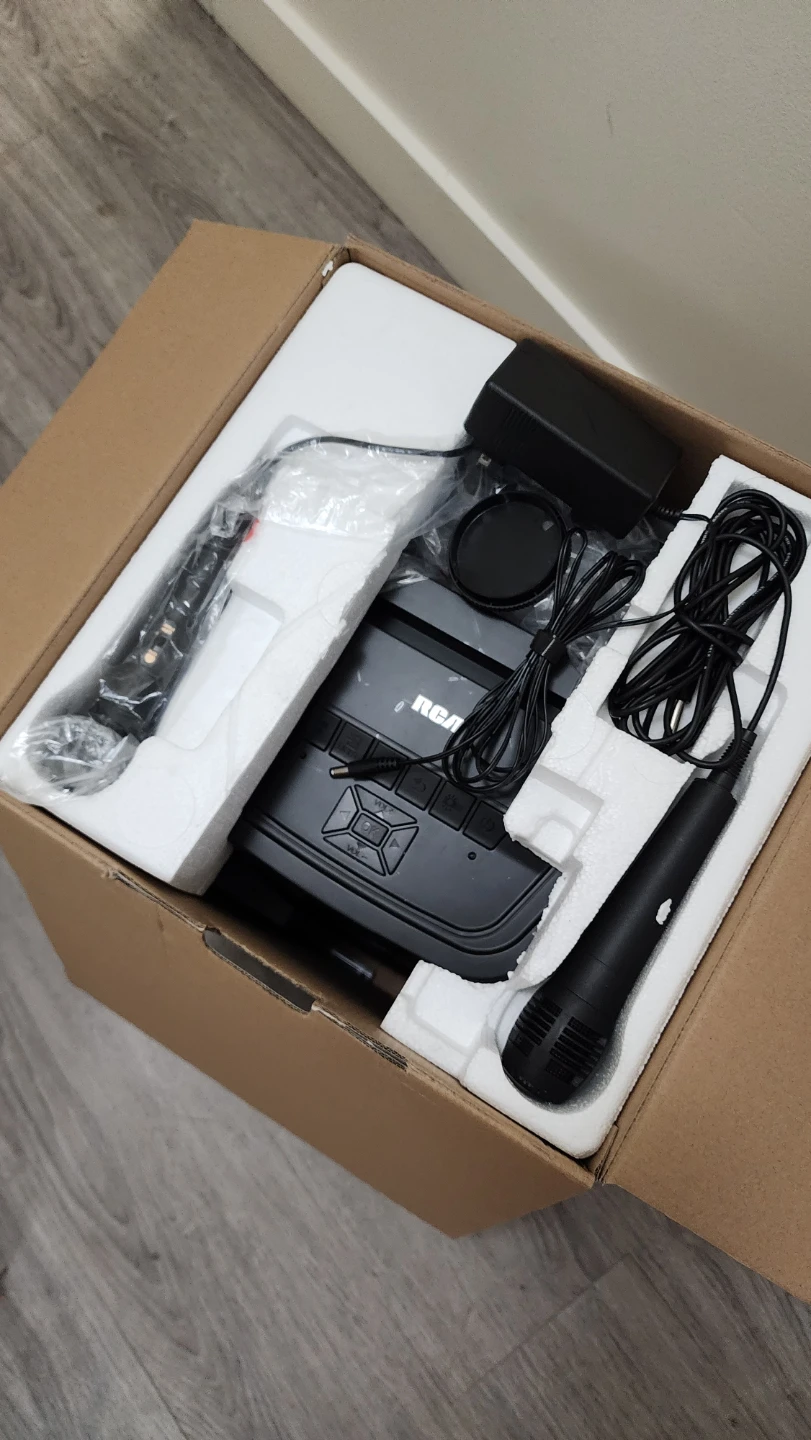 RCA 2 in 1 Portable Projector with Karaoke - photo 2