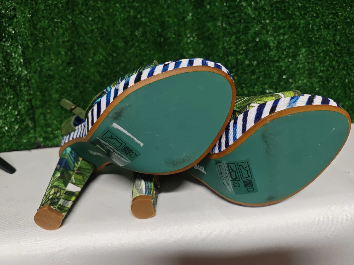Desigual Tropical Summer Platform T-strap Heels - size 6 (36) - photo 3