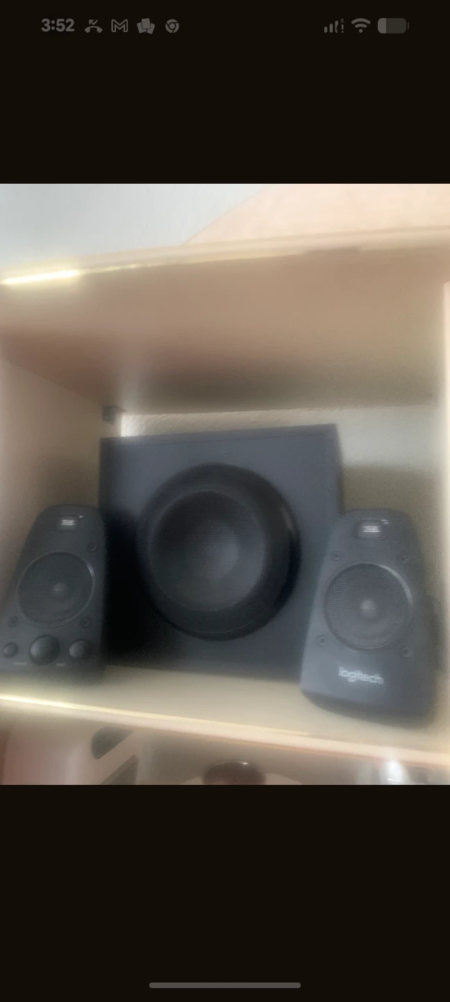 Logitech 2.1 Speaker System with Subwoofer