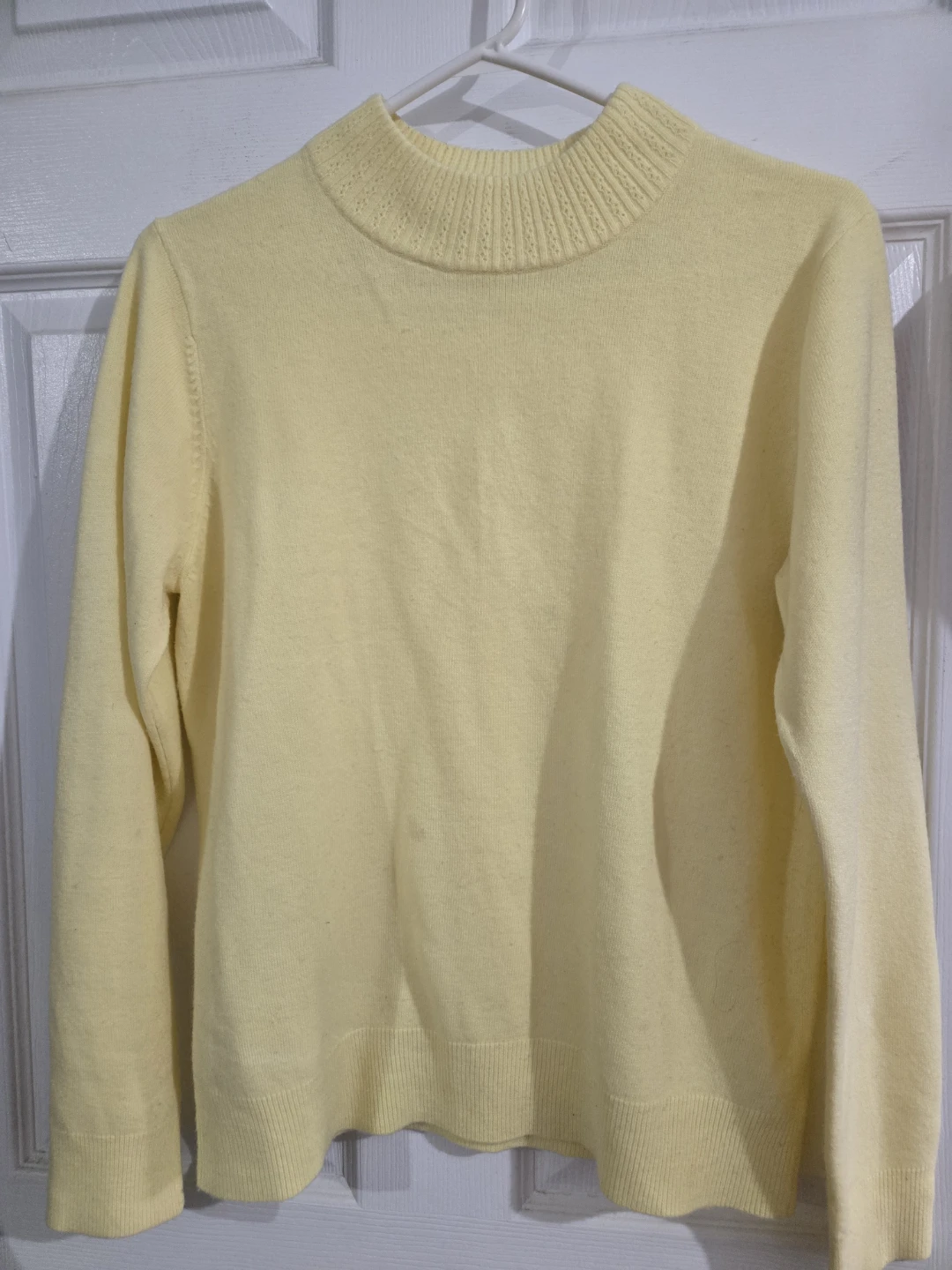 Tradition Women's Yellow Mock Neck Sweater Size M