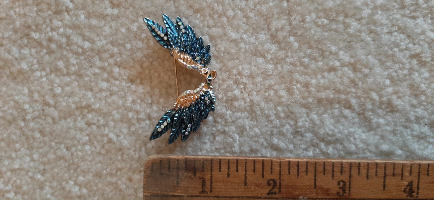 Wing-shaped Brooch with Rhinestones - photo 4