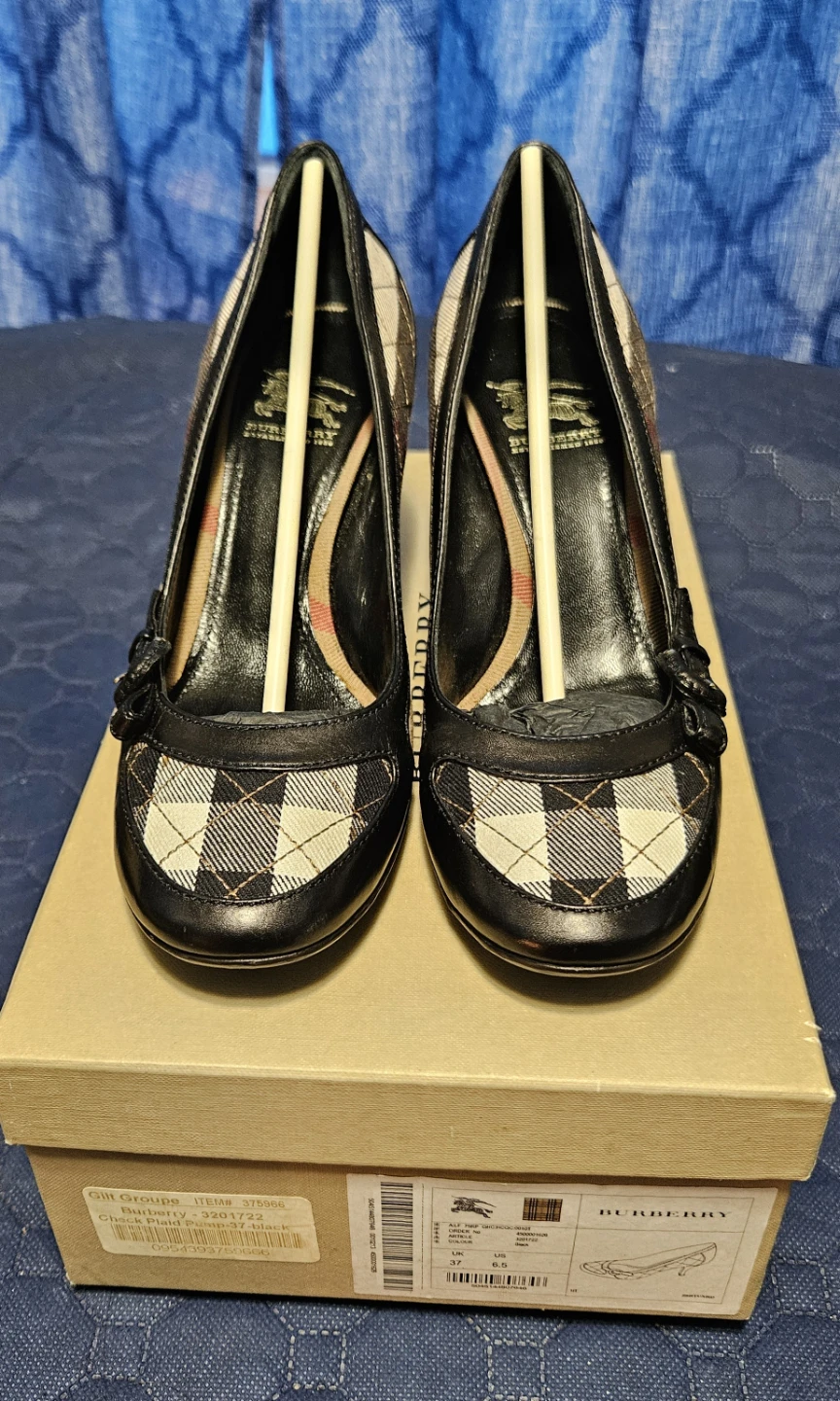 Burberry Check Plaid Pumps - Size 37