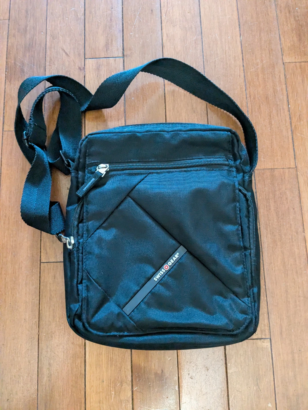 Swiss Gear Black Messenger Bag with RFID Protection