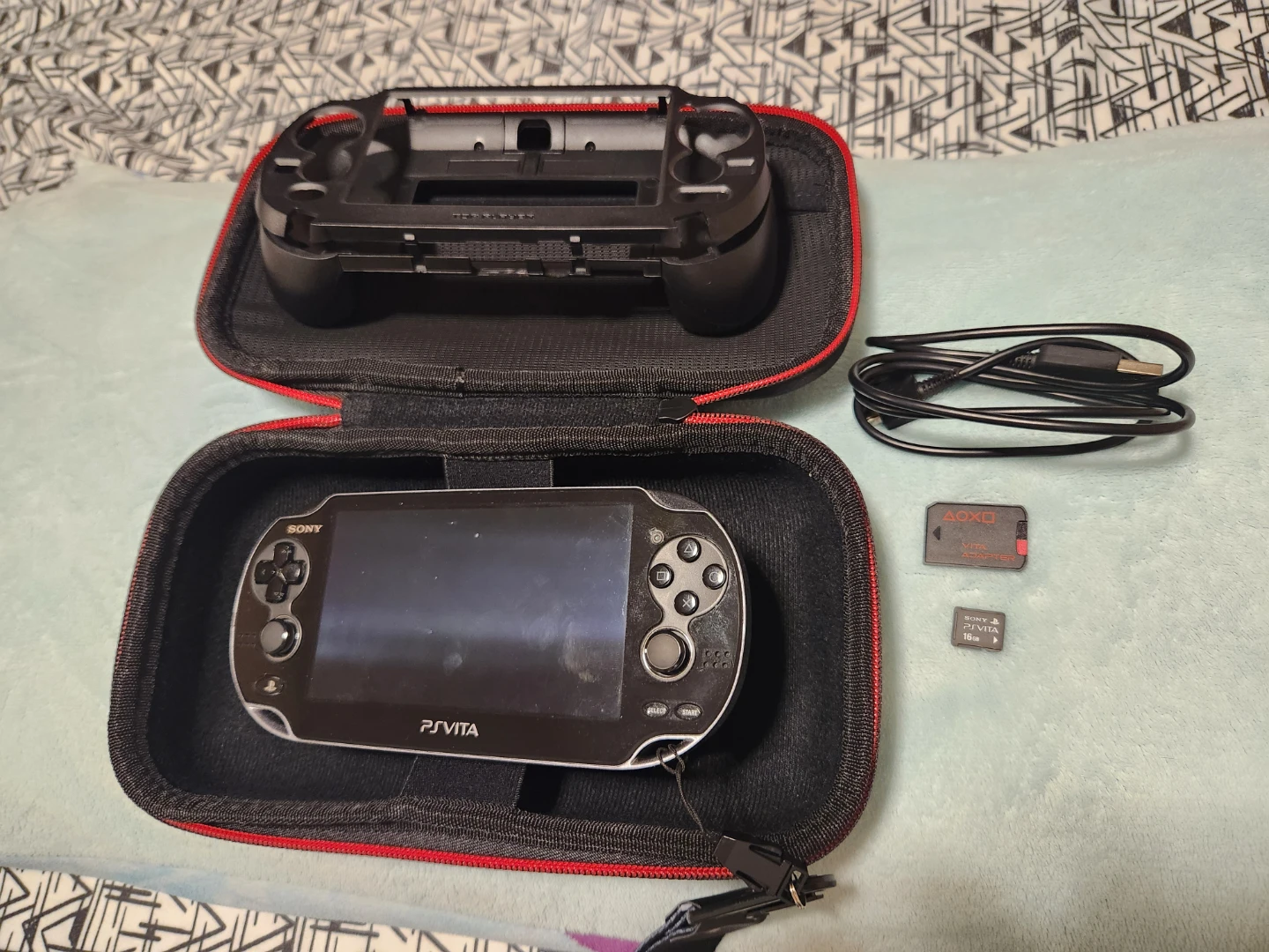 PS Vita PCH-1001