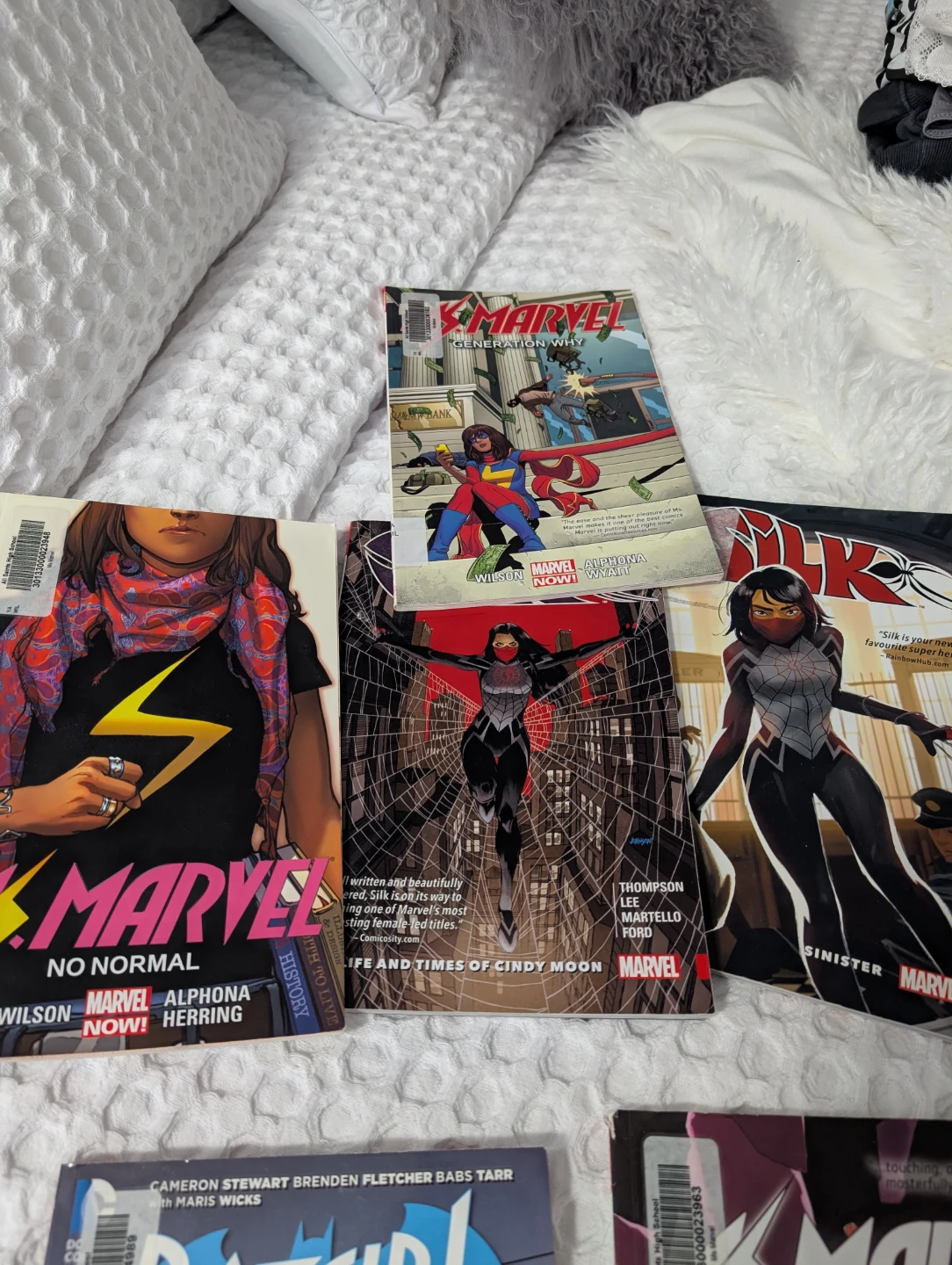Marvel & DC Comic Books Lot. Graphic novels style. - photo 3