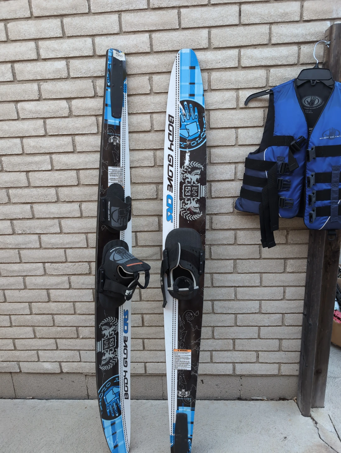 Body Glove Water Ski Set with Life Vest - photo 2