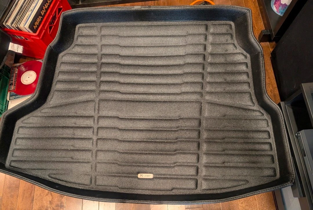 Tuxmat Custom Floor Mats Honda civic Hatchback 2022- Black - photo 2