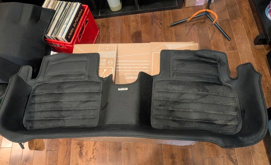 Tuxmat Custom Floor Mats Honda civic Hatchback 2022- Black - photo 3