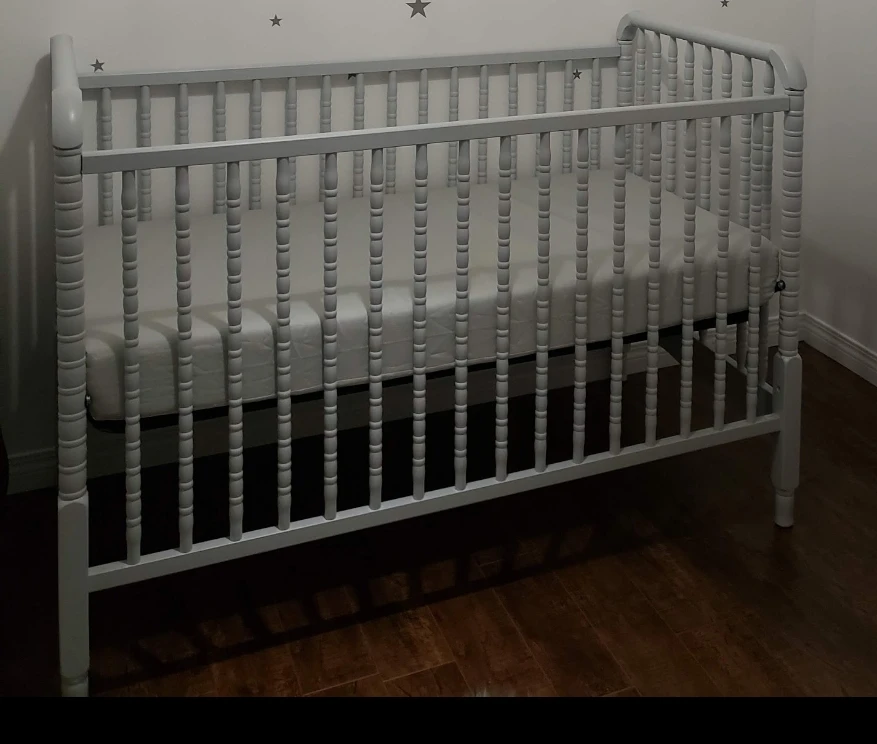The DaVinci Jenny Lind Convertible Crib - photo 2