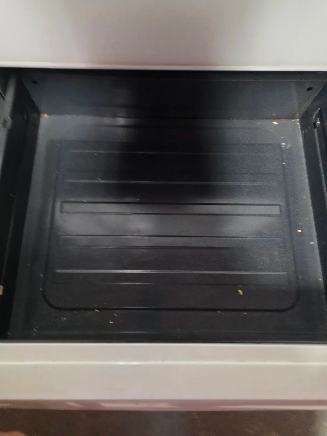White Kenmore Electric Stove - photo 3