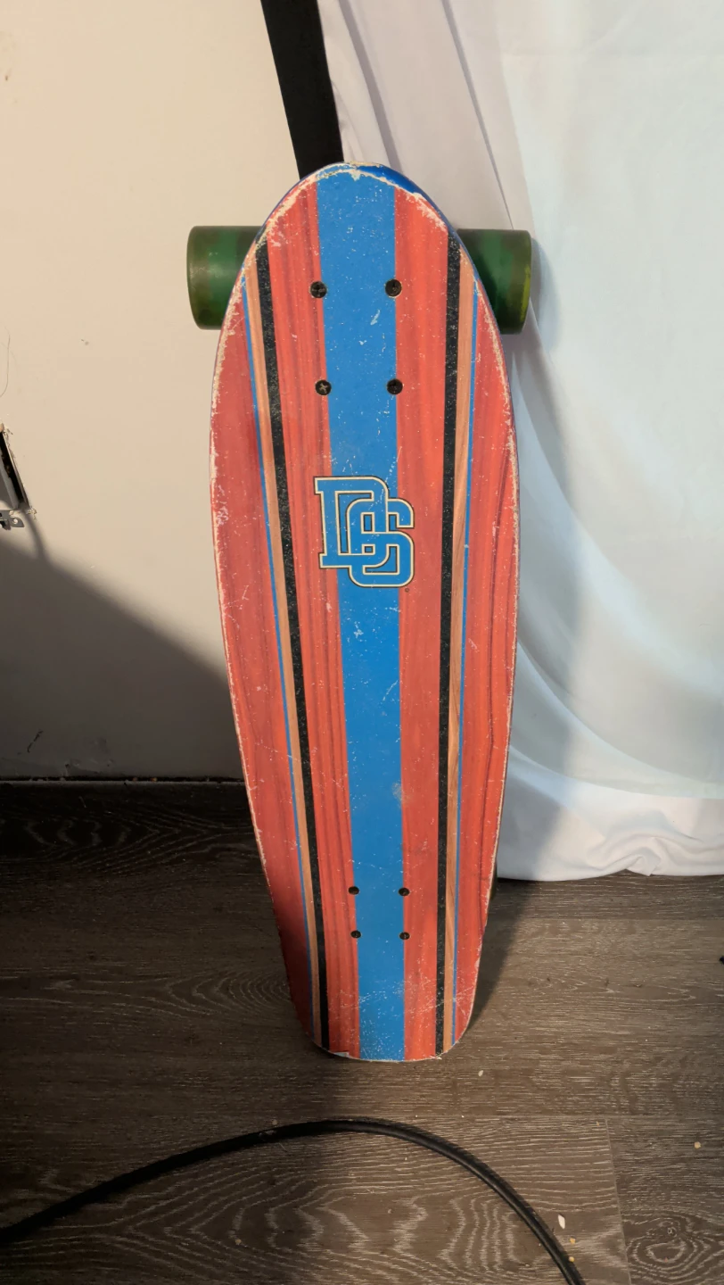 DS Huntington Beach Skateboard