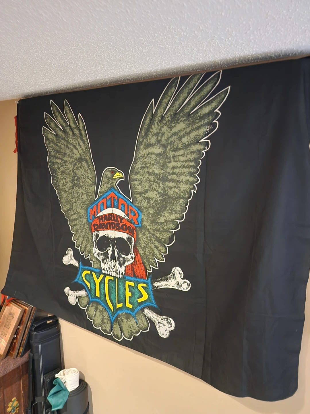Harley-Davidson "Cycles" Eagle Skull Flag - photo 3