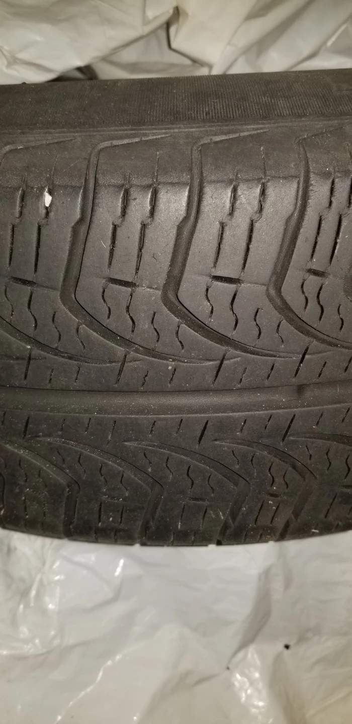 tires - photo 3