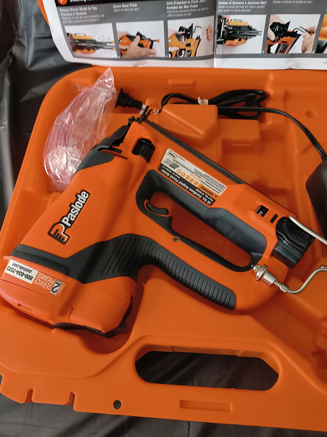 Paslode 16 gauge Lithium-ion Cordless Angled Finish Nailer - photo 2