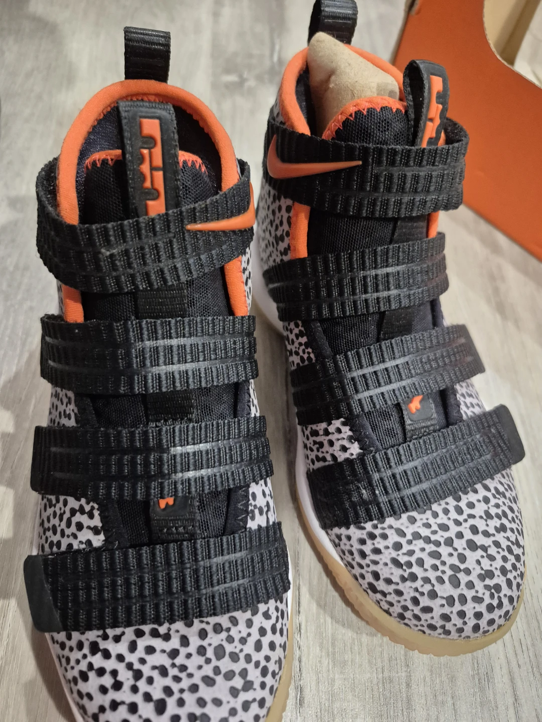 [NEW] Nike Lebron Soldier XI SFG PS Youth Basketball Shoes 11.5C - photo 5
