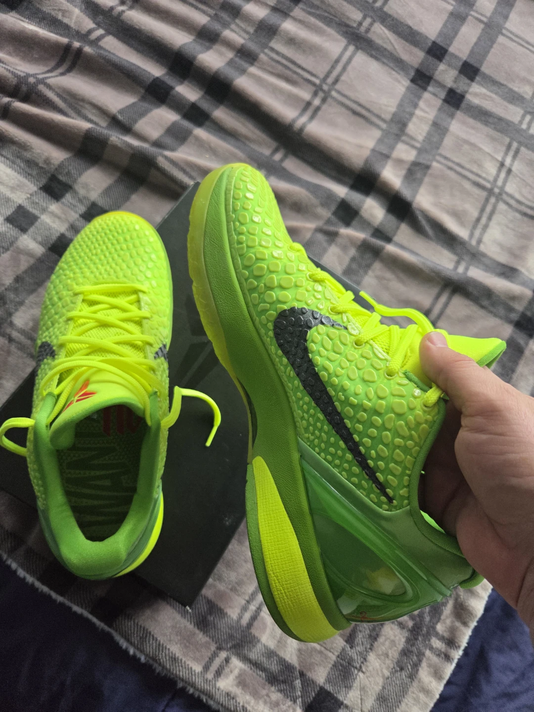 Nike Kobe VI 2020 "grinch" Electric Green Shoes Size 12 - photo 5