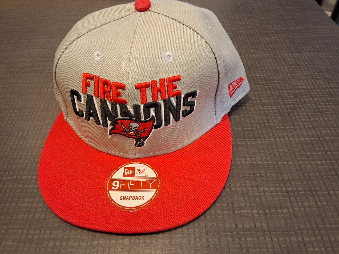 New Era NFL Tampa Bay Buccaneers Fire the Cannons Snapback Hat