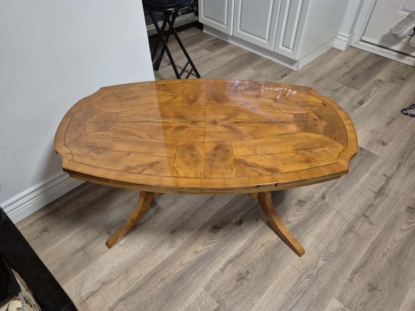 Vintage Oval Coffee Table - photo 2
