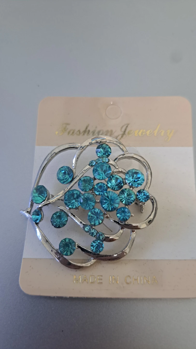 Fashion Jewelry Brooch with Blue Crystals
