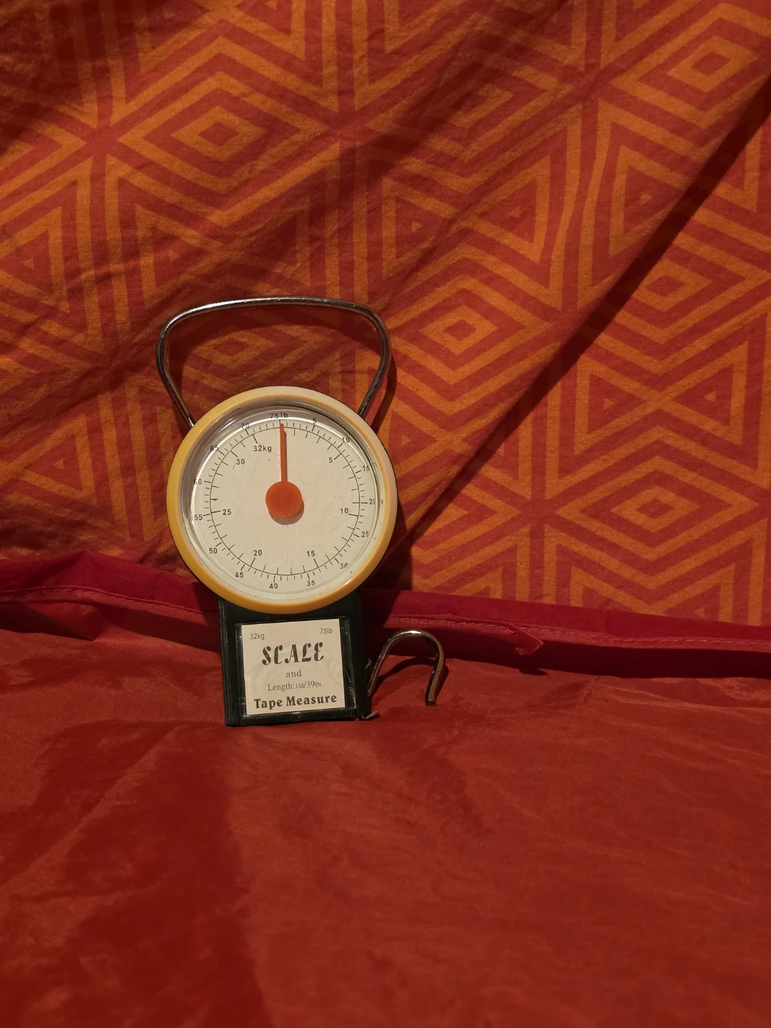 32kg Scale and Tape Measure