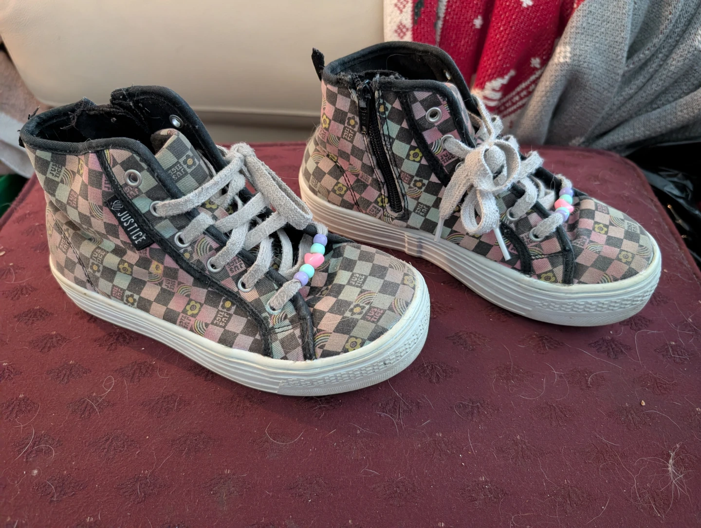 Kid's Size 3 Justice High-Top Sneakers 🌱 - photo 2