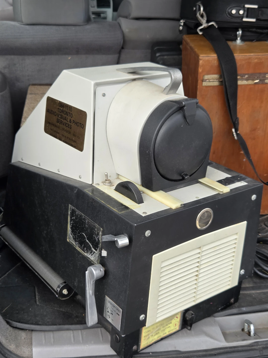 Supermatic E.F. Series III Slide Projector