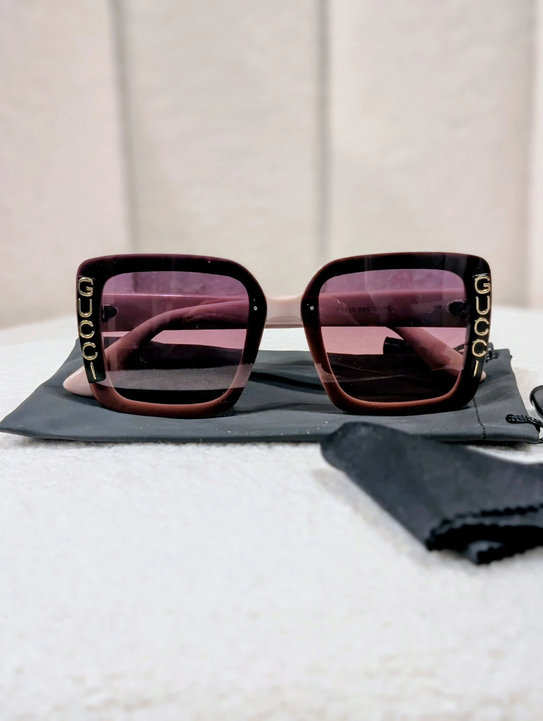 Gucci Square Sunglasses Pink