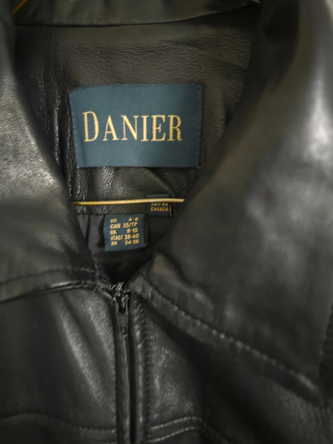 Danier Black Leather Jacket - Size XS/S - photo 2