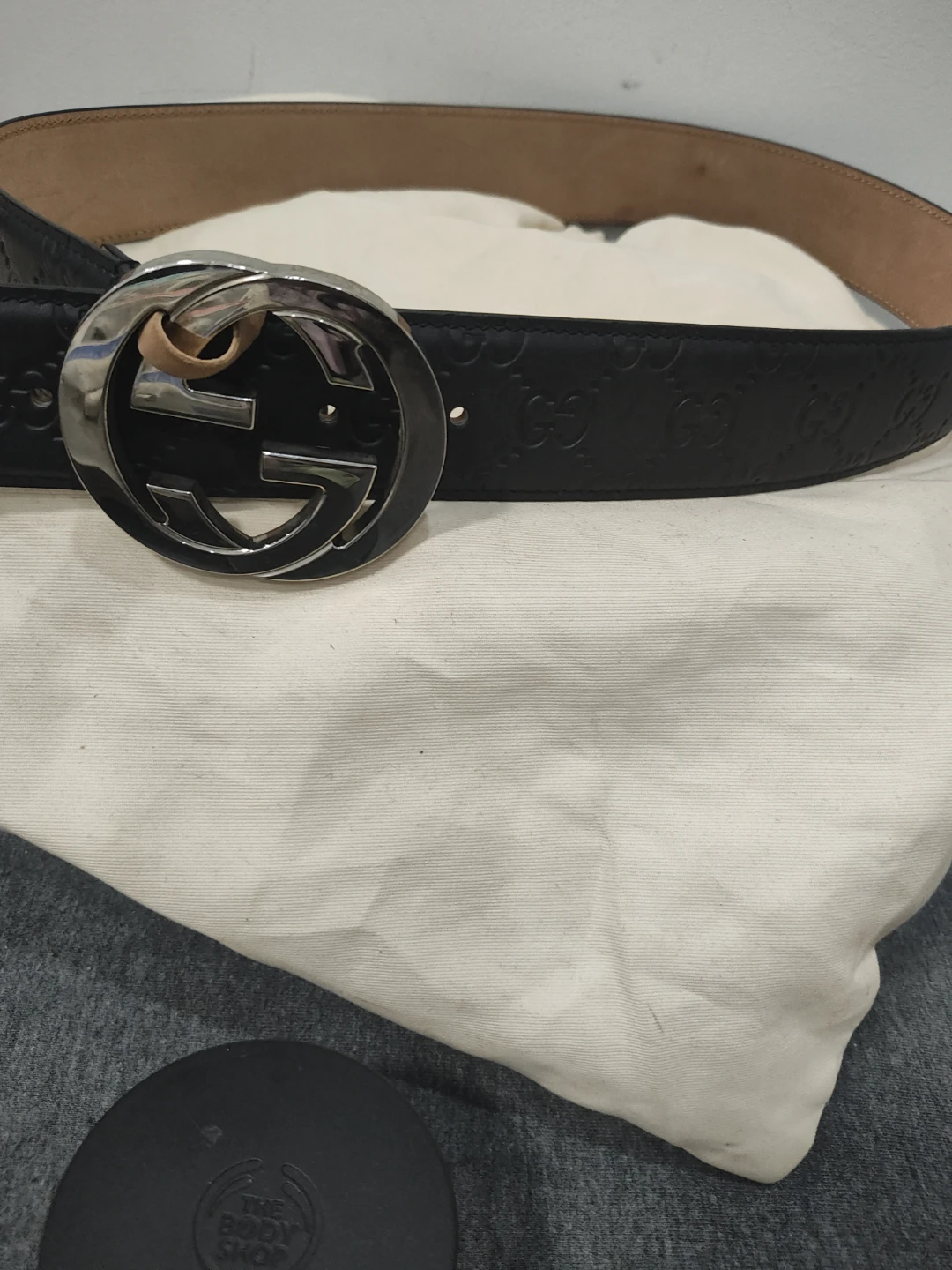 Gucci Black Leather Belt with GG Buckle - Size 80/32